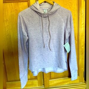 Reebok super soft cropped hoodie size small